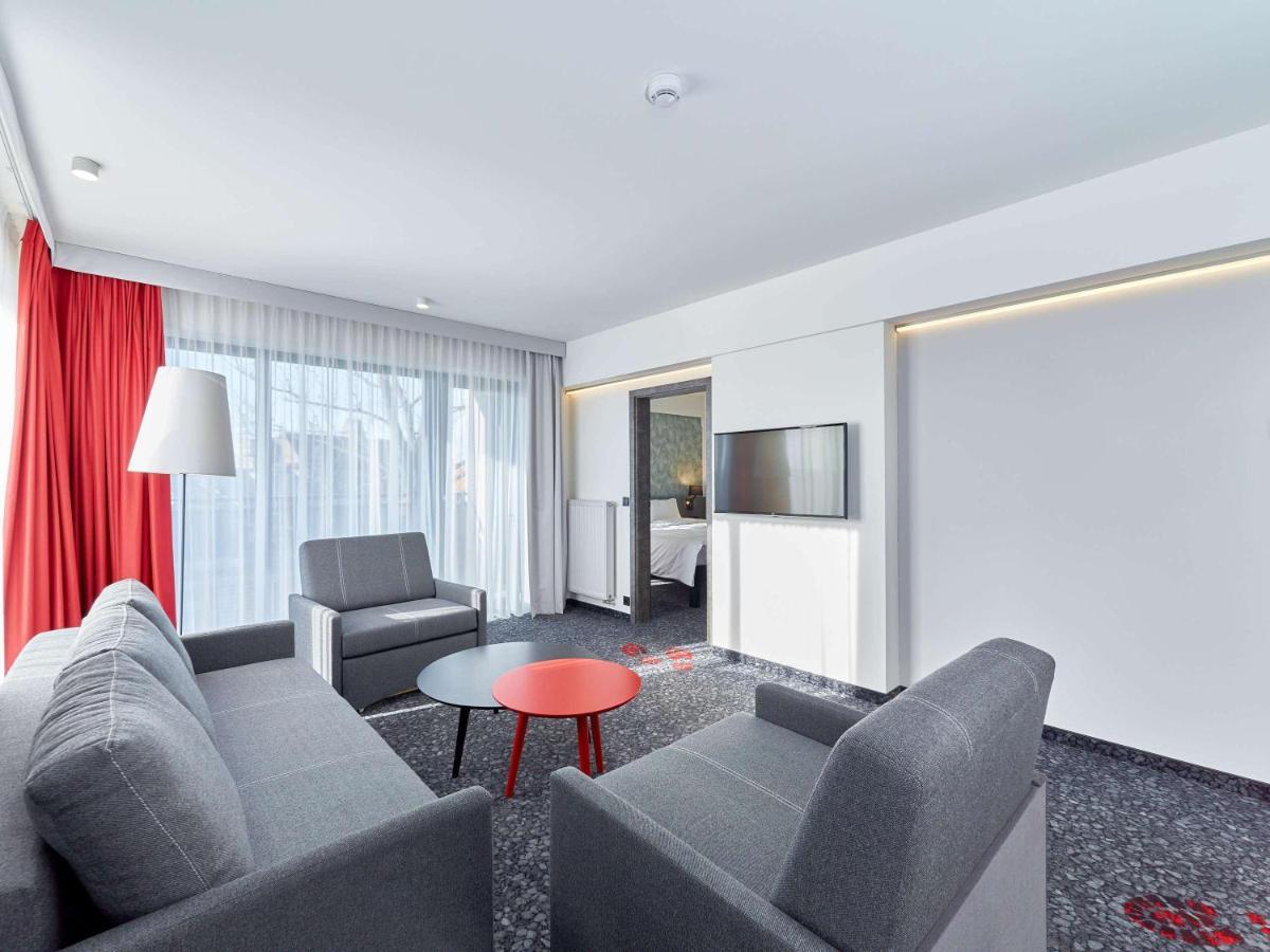ไอบิส สไตล์ โนวือ ตาร์ก Hotel โนวือตาร์ก ภายนอก รูปภาพ