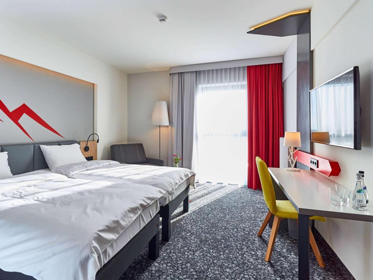 ไอบิส สไตล์ โนวือ ตาร์ก Hotel โนวือตาร์ก ภายนอก รูปภาพ